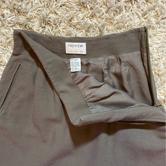 Preview Collection Skirt Size 2 - Picture 3 of 7